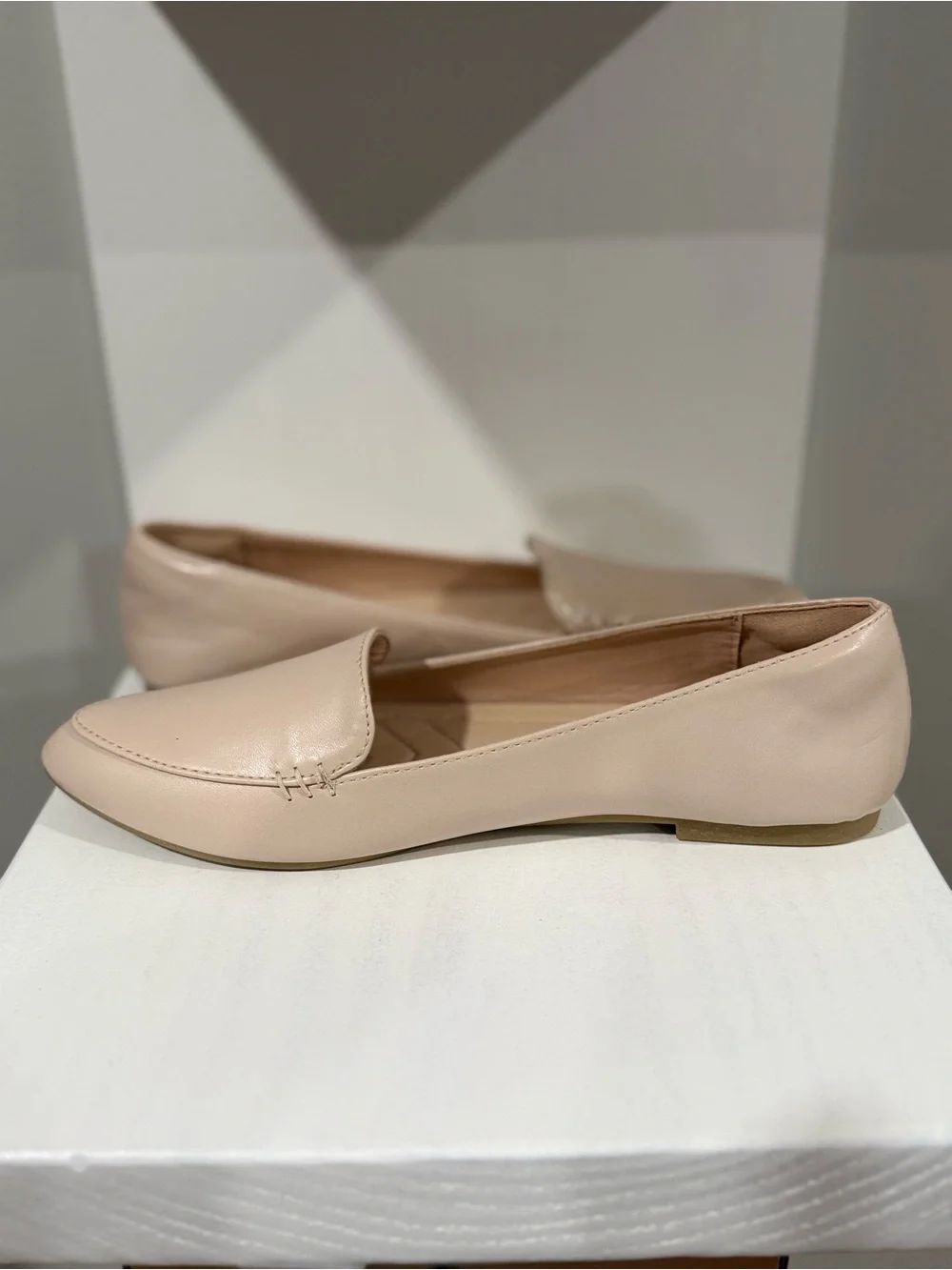 Classic Women's Leather Loafers in Blush